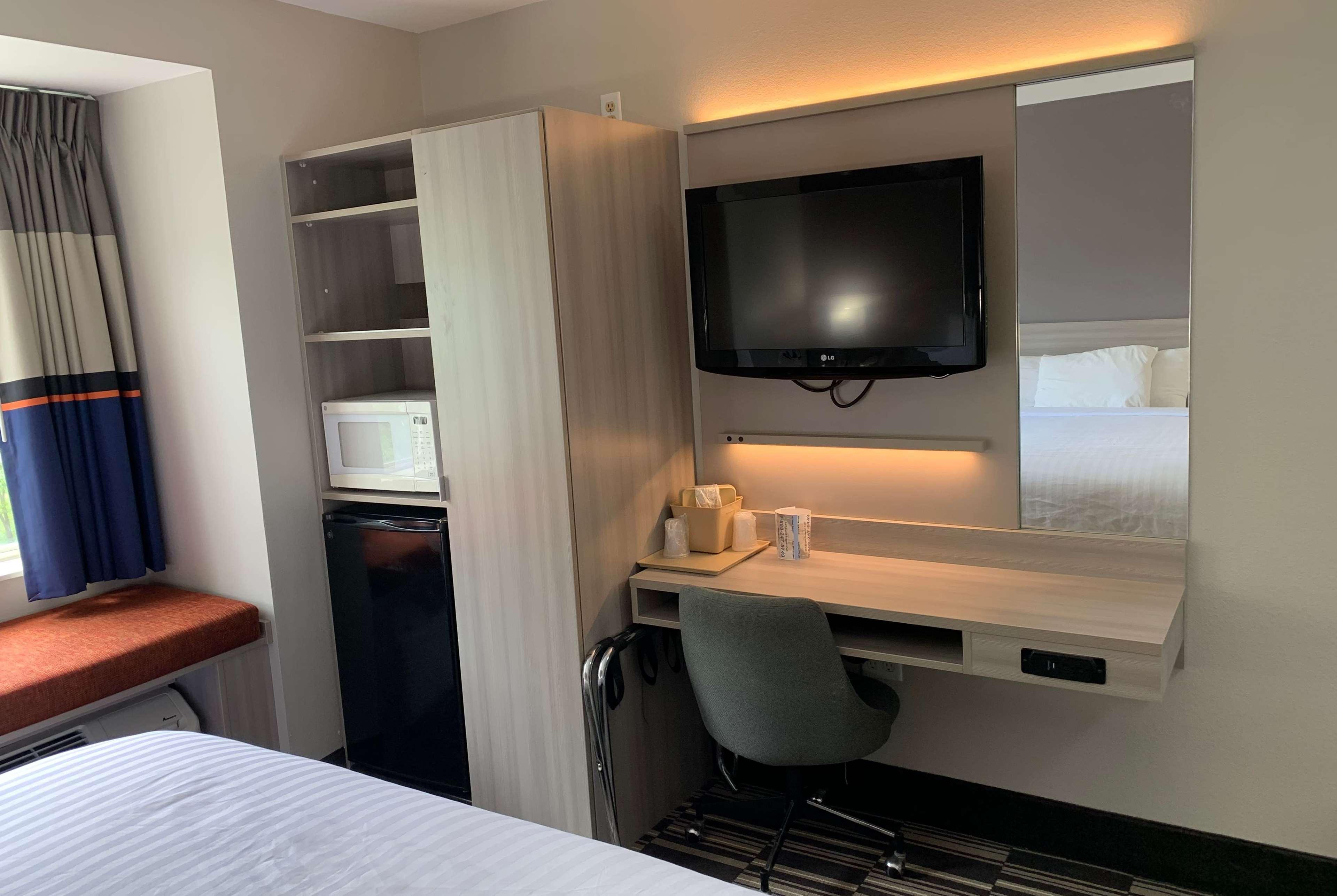 Microtel Inn By Wyndham Charlotte Airport Luaran gambar