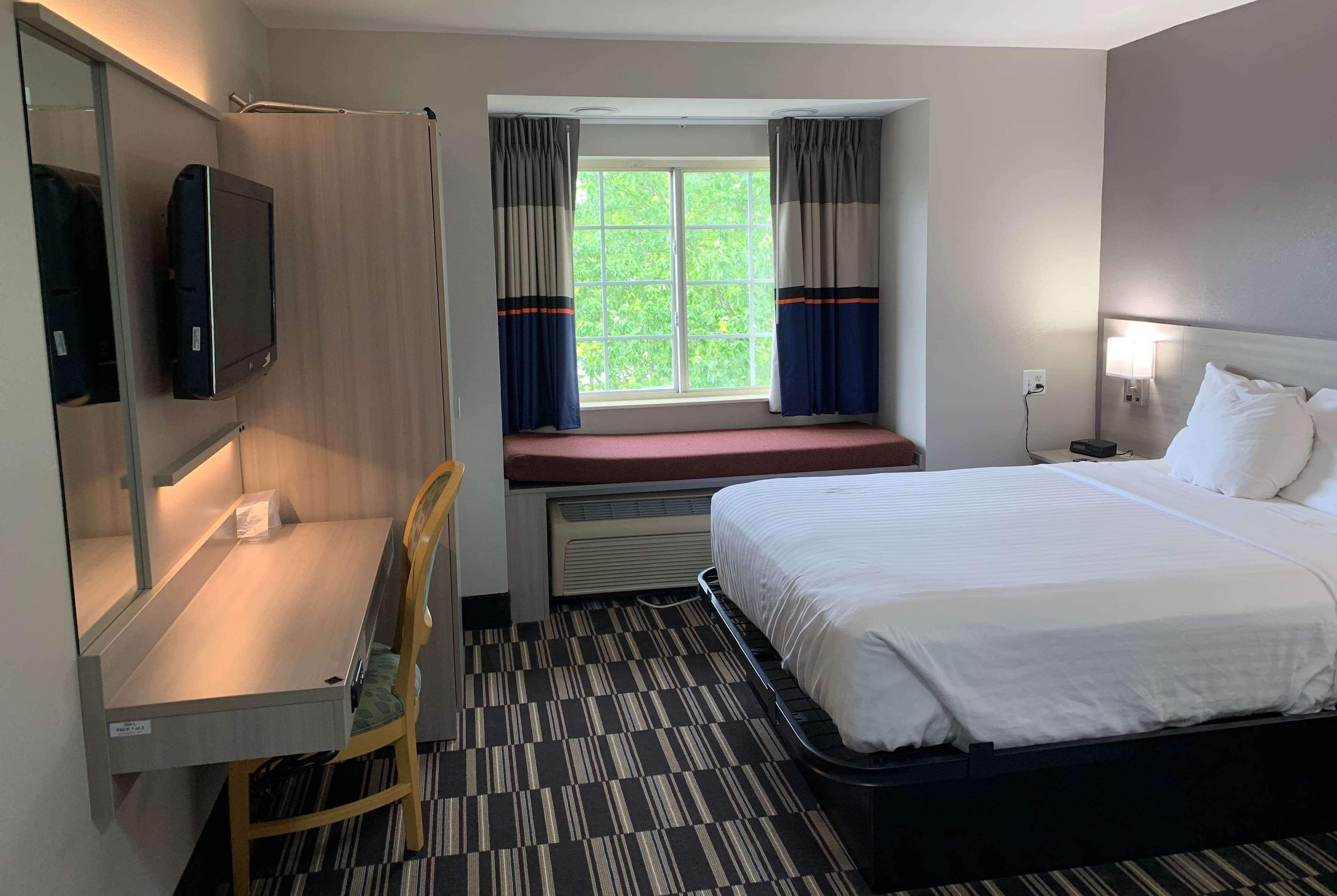 Microtel Inn By Wyndham Charlotte Airport Luaran gambar